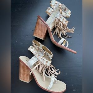 NWT IVY KIRZHNER | Hildagard Fringe Heel Sandals